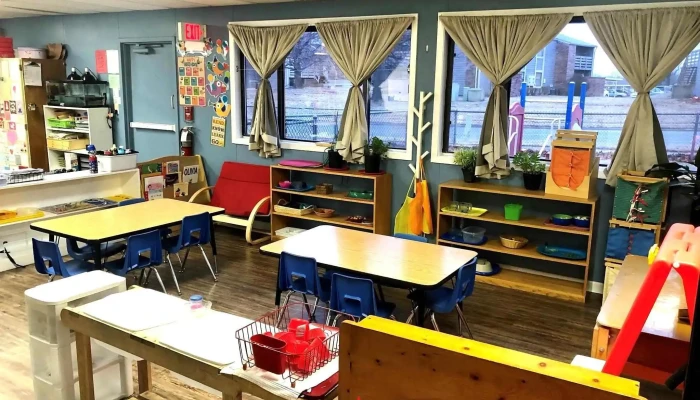 Agape Montessori School - Olathe