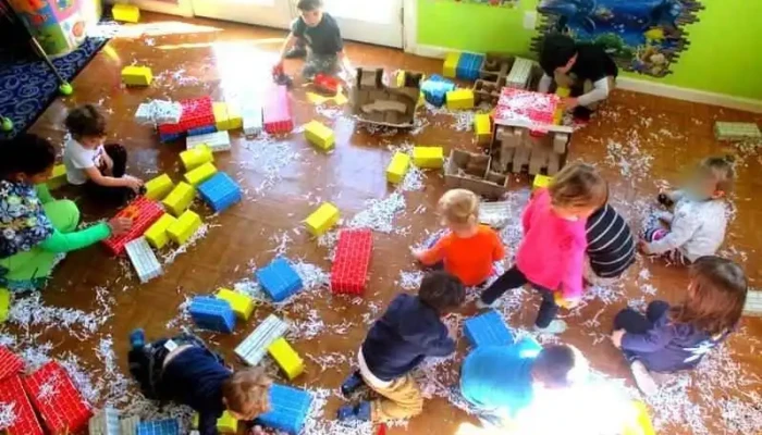 Buenos Amigos Daycare - Wheaton