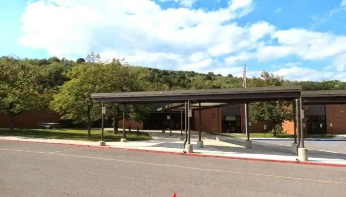 Cash Valley Elementary School - Cumberland