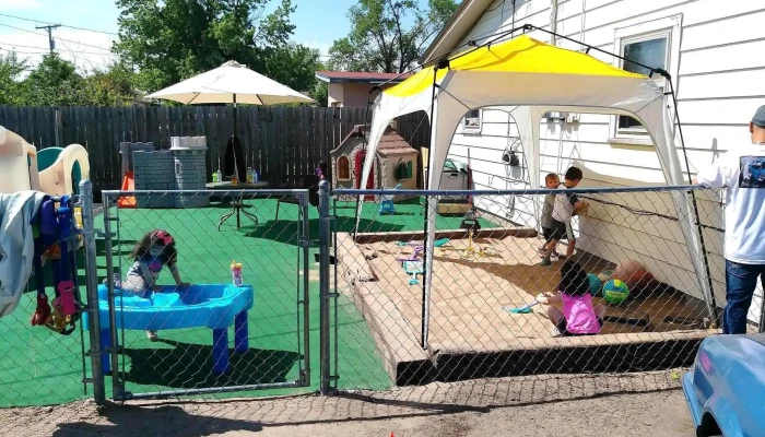 Childrens Place Daycare - Garden City