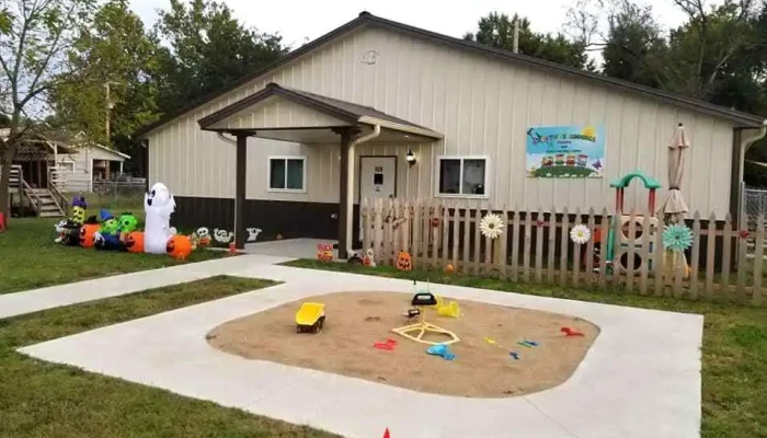 Creative Beginnings Daycare - Silver Lake