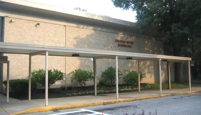 Crofton Woods Elementary School - Crofton