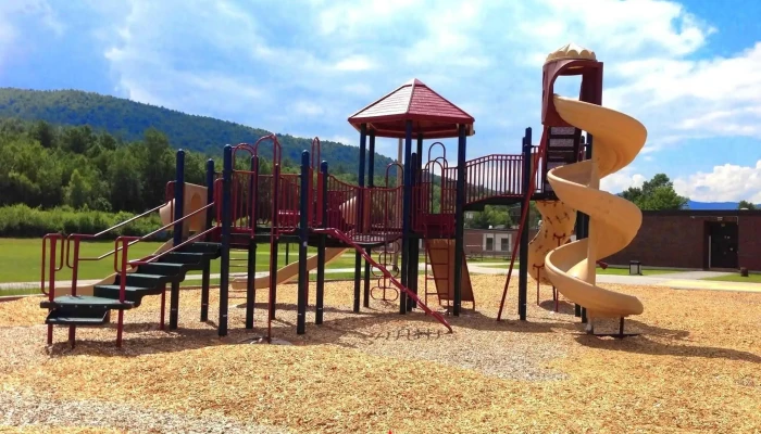 Edward Fenn Elementary School - Gorham