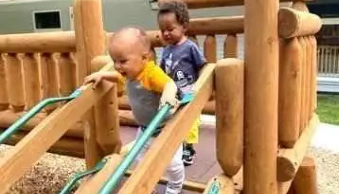 Guidepost Montessori at Hampshire - Waldorf