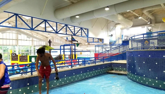 Rollingcrest-Chillum Splash Pool - Chillum